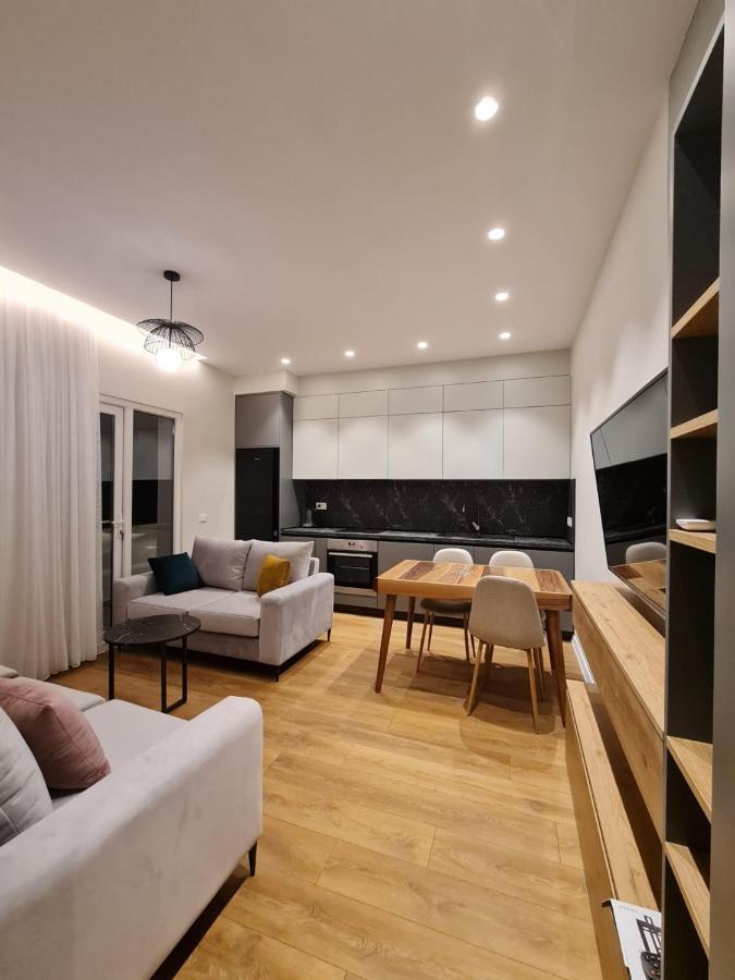Adore - Modern Apartment Tirana Extérieur photo