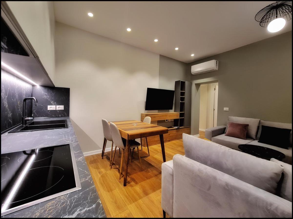 Adore - Modern Apartment Tirana Extérieur photo